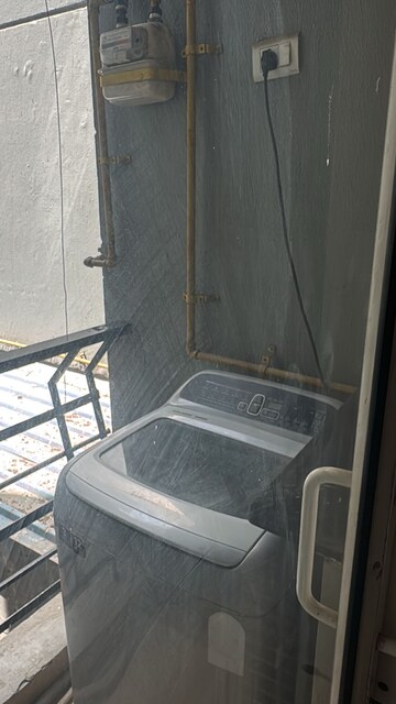 Balcony in 4 BHK Villa at Swarnim Vihar, Sector 82 – for Rent