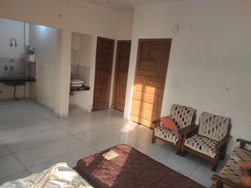 Living Room in 2 BHK Independent House at Chinhat – for Rent