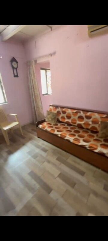 Bedroom in 1 BHK Apartment at Bandra West – for Rent