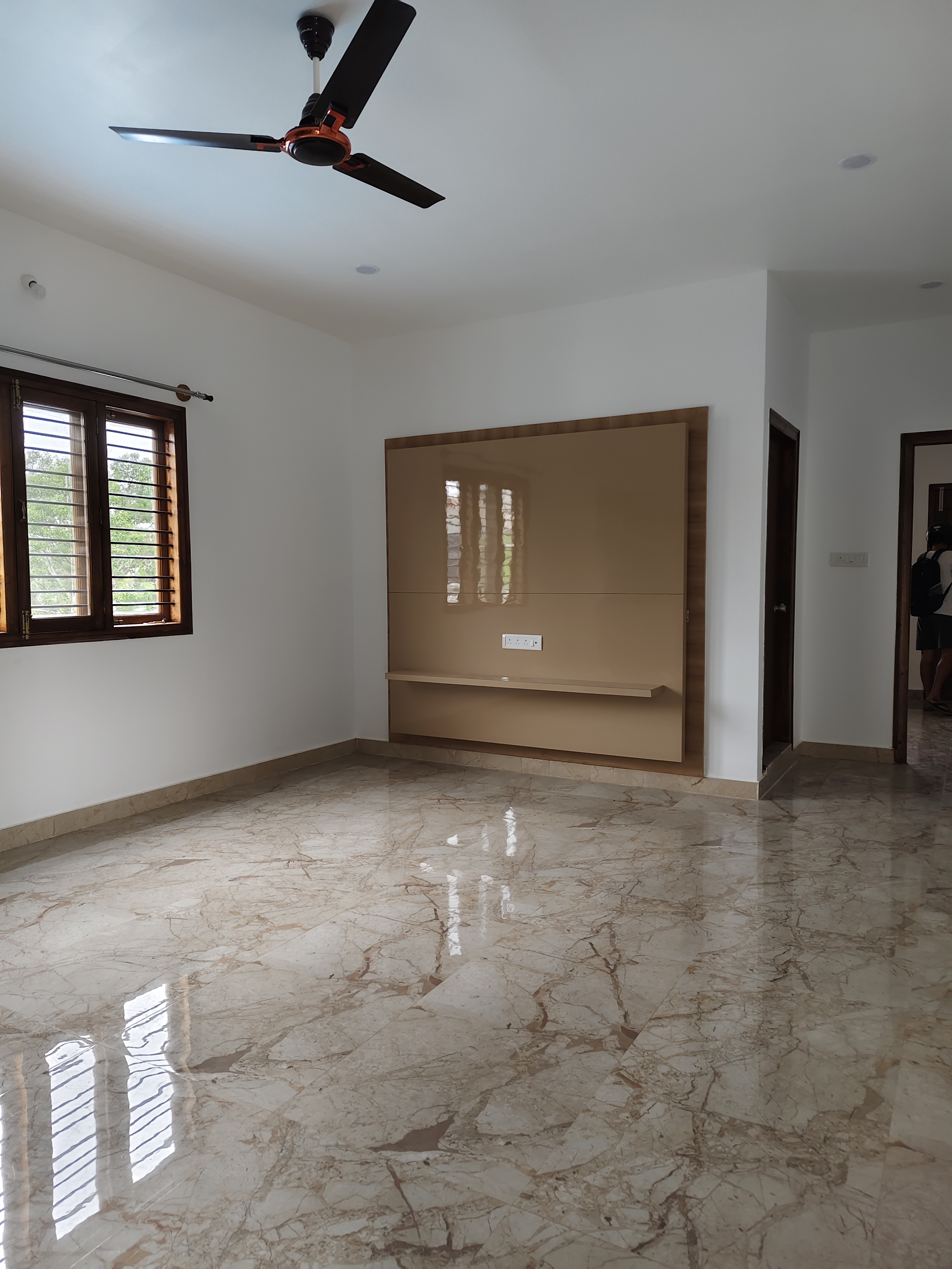 1 BHK Builder Floor For Rent in Krishna Apartment 
