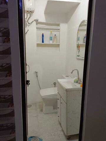 Bathroom in 2 BHK Builder Floor at Lajpat Nagar 4 – for Rent