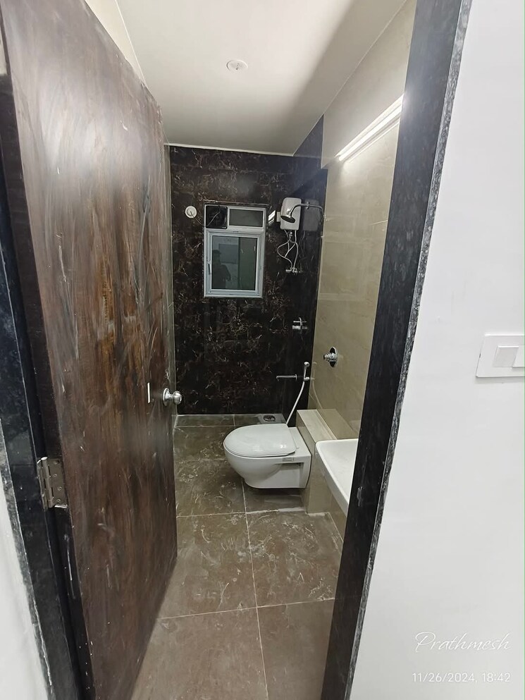 Bathroom, one-india-tower 1 Bedroom 399 Sq.Ft. Apartment In Mazgaon Mumbai 8747002