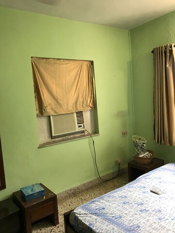 Room in  Pg at Bandra West – for Rent