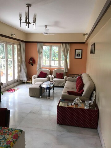 Room in  Pg at Bandra West – for Rent