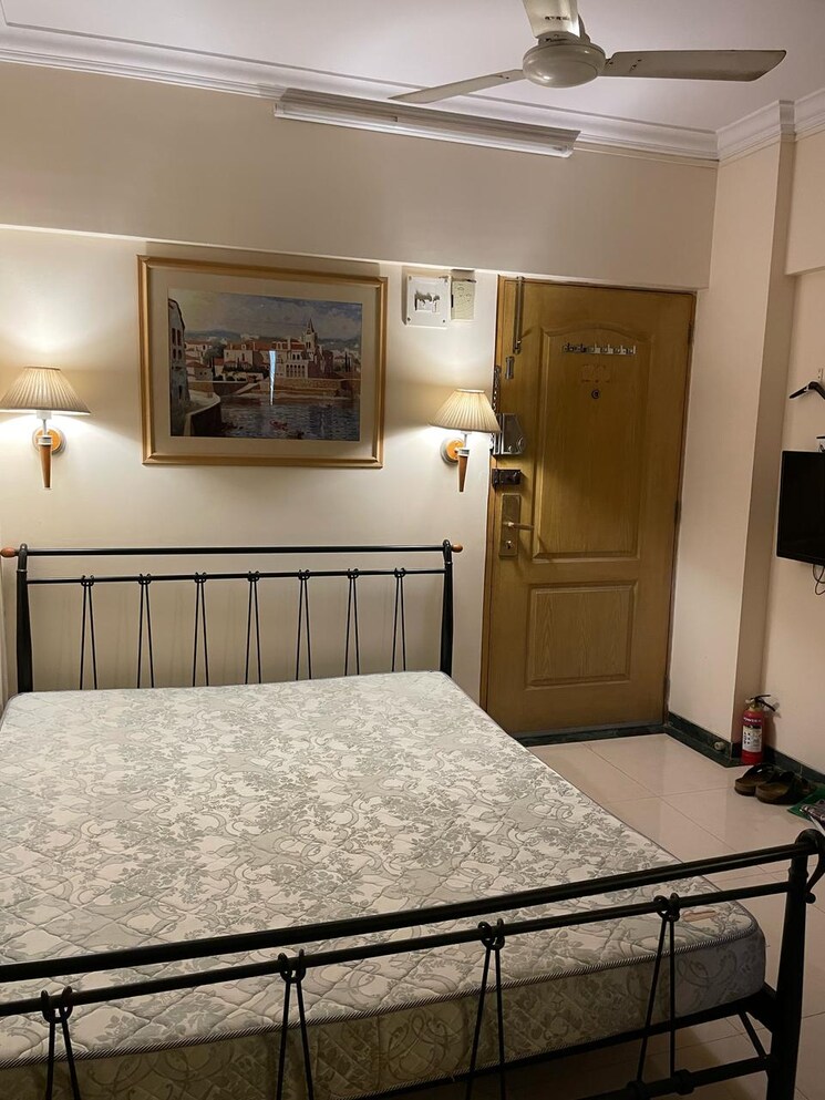 Bedroom, pooja-apartment-bandra 1 Bedroom 450 Sq.Ft. Apartment In Bandra West Mumbai 8747028