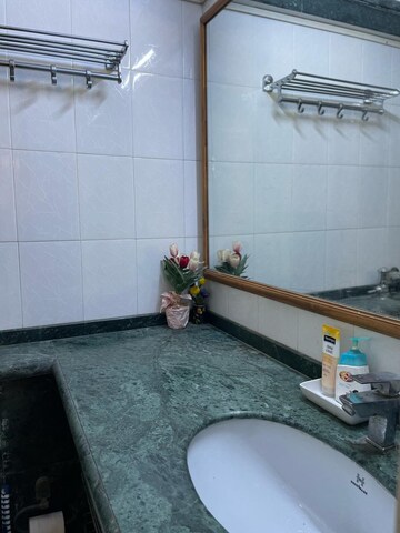 Balcony in 1 BHK Apartment at pooja apartment Bandra, Bandra West – for Rent