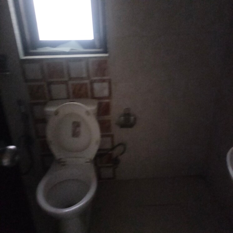 Bathroom, malhan-view-apartments 3.5 Bedroom 2500 Sq.Ft. Independent House In JakhaN Rajpur Road Dehradun 8747039