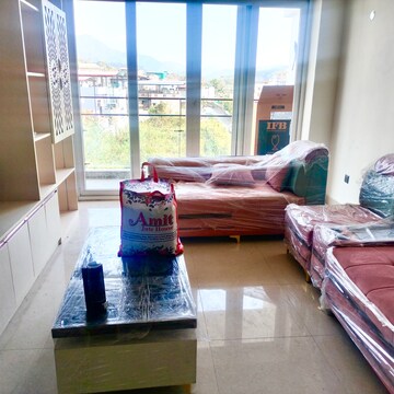 Bedroom in 2 BHK Builder Floor at Jakhan – for Rent