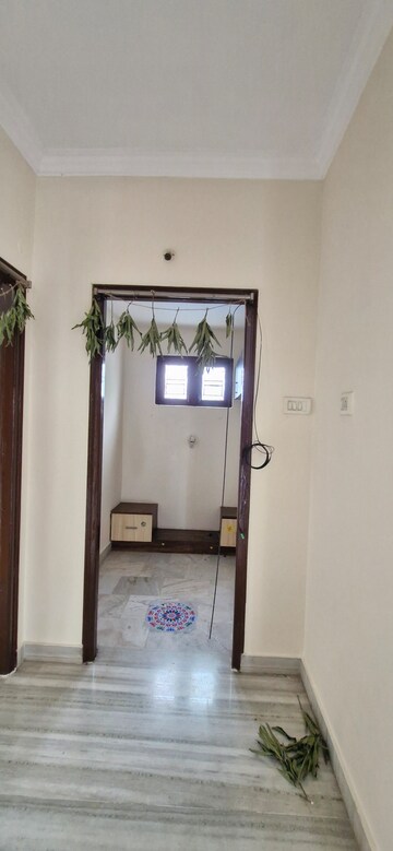 Furnished Amenities in 3 BHK Builder Floor at Kondapur – for Rent