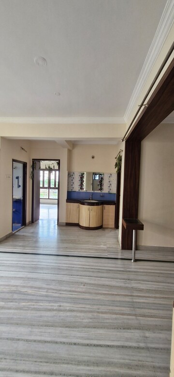 Furnished Amenities in 3 BHK Builder Floor at Kondapur – for Rent