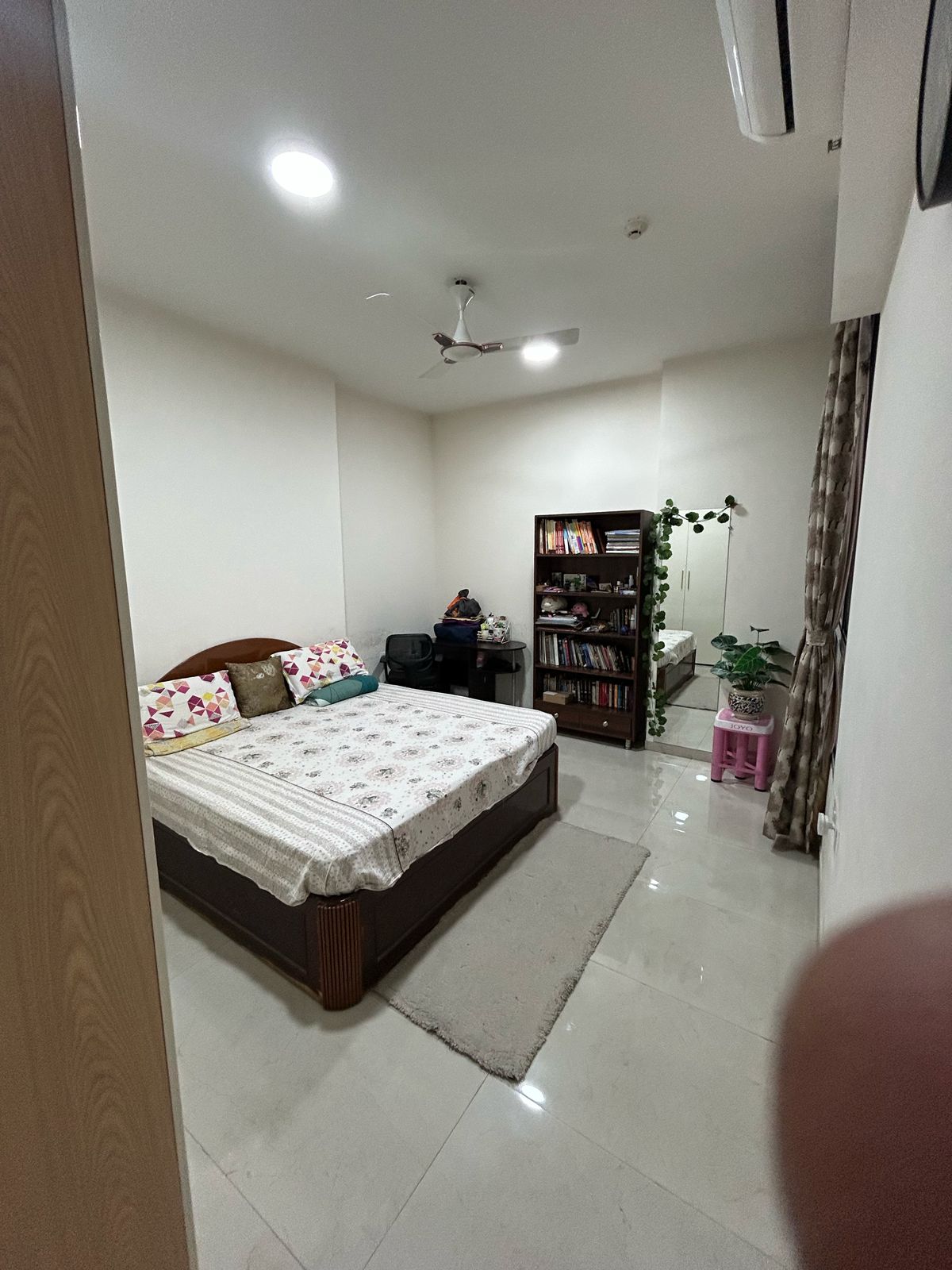 3 BHK + Pooja Room Apartment For Rent in Piramal Vaikunth