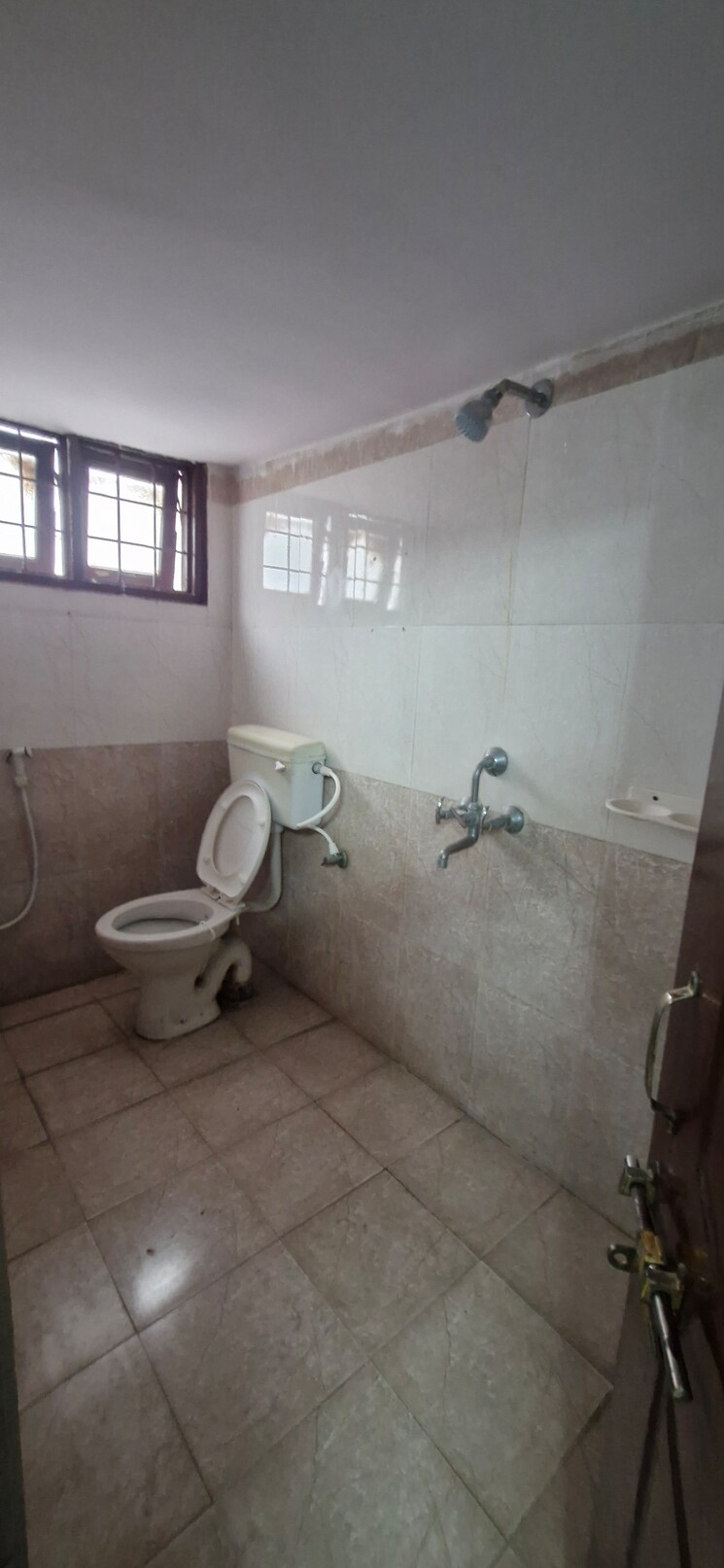 Bathroom, kondapur 3 Bedroom 1600 Sq.Ft. Builder Floor In Kondapur Hyderabad 8747081