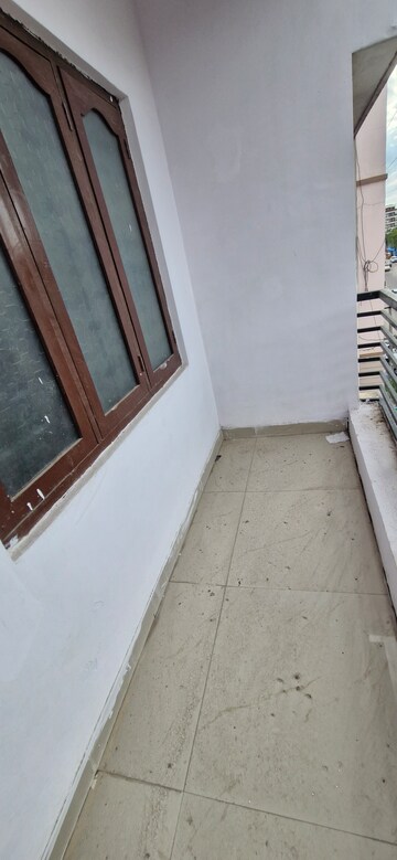 Furnished Amenities in 3 BHK Builder Floor at Kondapur – for Rent