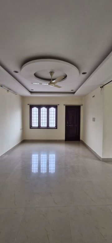 Building Lobby in 3 BHK Builder Floor at Kondapur – for Rent