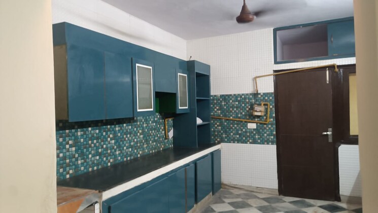 Kitchen, rwa-apartments-sector-30 3 Bedroom 300 Sq.Mt. Independent House In Sector 30 Noida 8747100