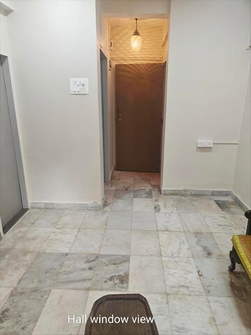Room in 1 BHK Apartment at Bandra West – for Rent