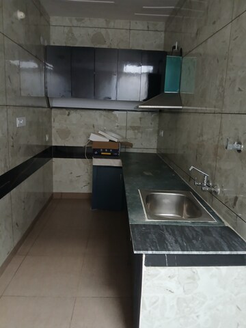 Kitchen in 2.5 BHK Builder Floor at Jawahar Nagar – for Rent