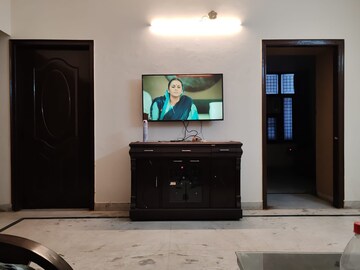 Living Room in 3 BHK Builder Floor at Kohli One Malibu Town, Sector 47 – for Rent