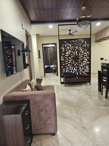 Living Room in 3 BHK Builder Floor at Kohli One Malibu Town, Sector 47 – for Rent