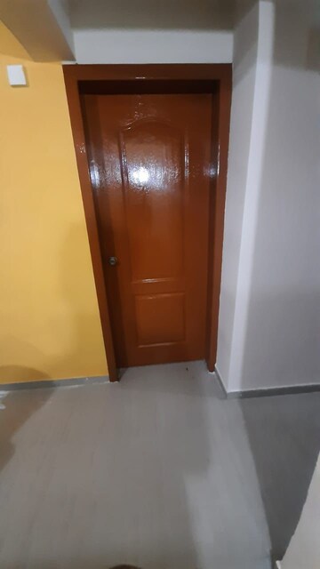 Room in 3 BHK Apartment at Sai Saheb, Pimple Saudagar – for Rent