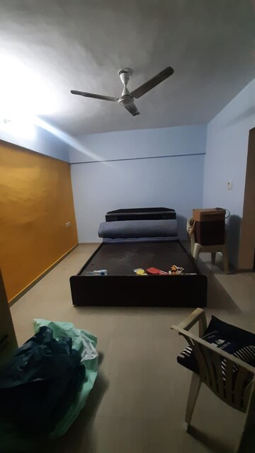 Furnished Amenities in 3 BHK Apartment at Sai Saheb, Pimple Saudagar – for Rent