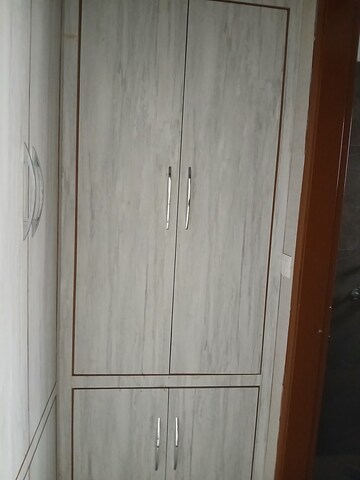 Room in 3 BHK Builder Floor at Sector 3 – for Rent
