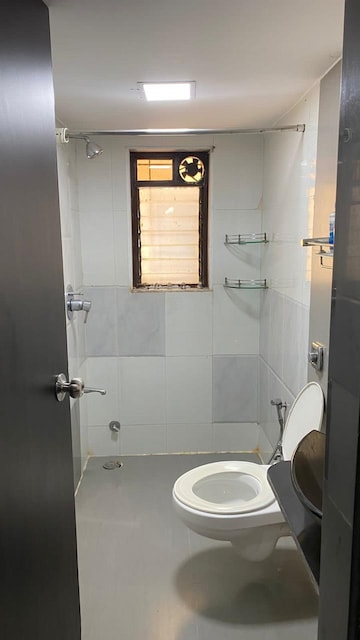 Bathroom in 1.5 BHK Apartment at Raheja Skylark Apartment, Bandra West – for Rent