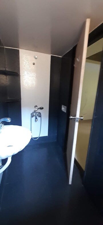 Bathroom in 1 BHK Apartment at Bandra West – for Rent