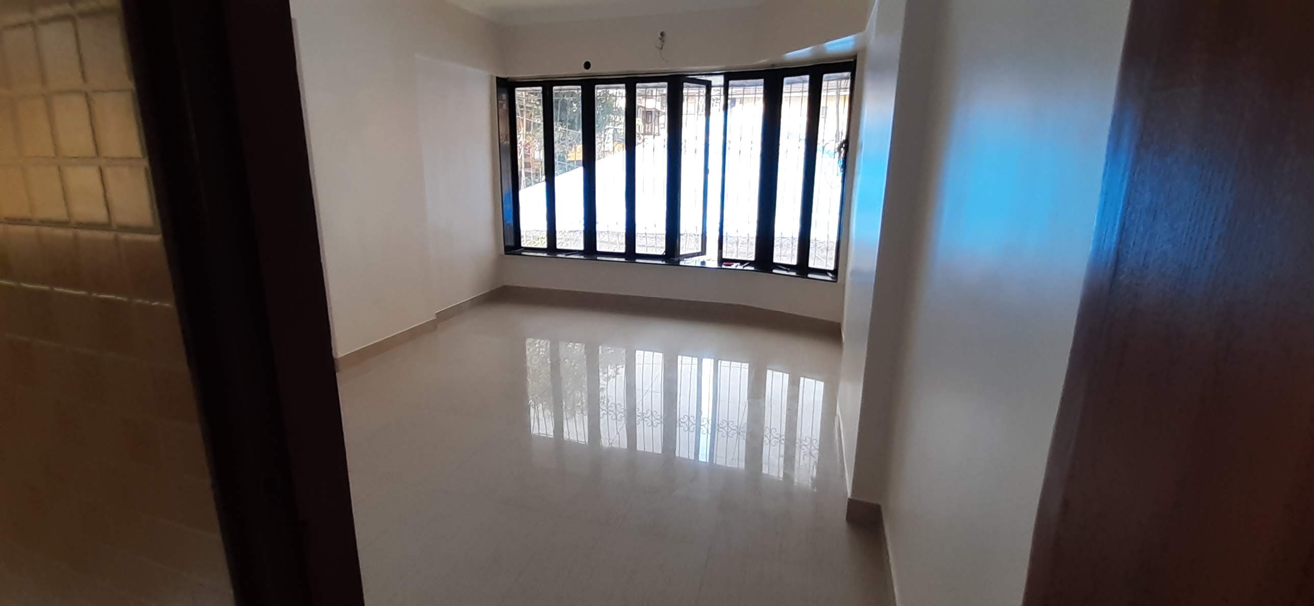 1 BHK + Study Room Apartment For Rent in Palli Village Bandra West
