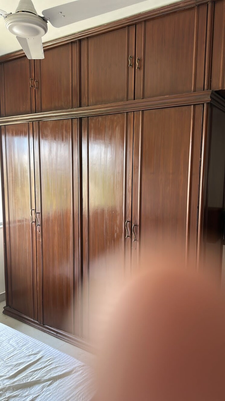 Room, bandra west 1 Bedroom 500 Sq.Ft. Apartment In Bandra West Mumbai 8747264