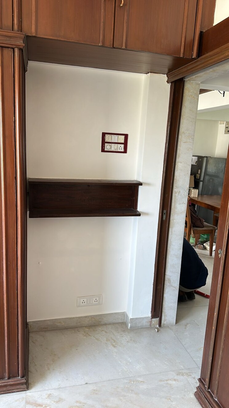 Room, bandra west 1 Bedroom 500 Sq.Ft. Apartment In Bandra West Mumbai 8747264