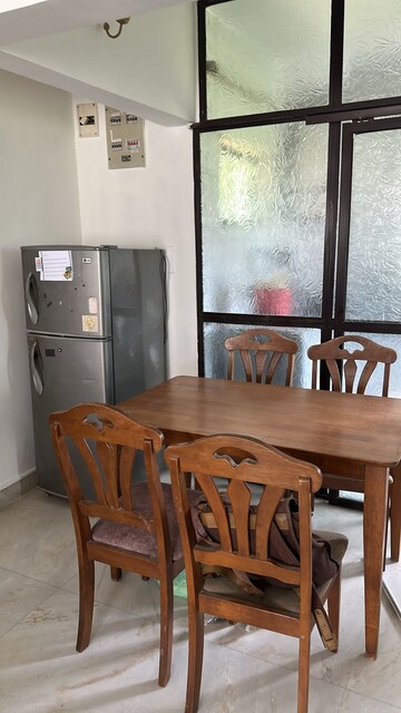 Room in 1 BHK Apartment at Bandra West – for Rent
