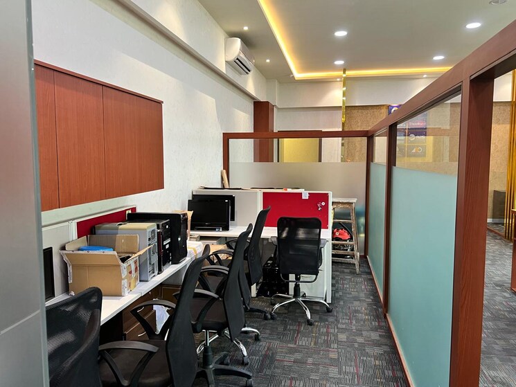Team Area, remi-commercio Commercial Office Space 2100 Sq.Ft. In Andheri West Mumbai 8747265