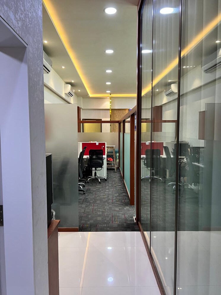 undefined, remi-commercio Commercial Office Space 2100 Sq.Ft. In Andheri West Mumbai 8747265