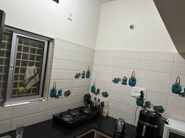 Master Bedroom in 2 BHK Builder Floor at Halasuru – for Rent