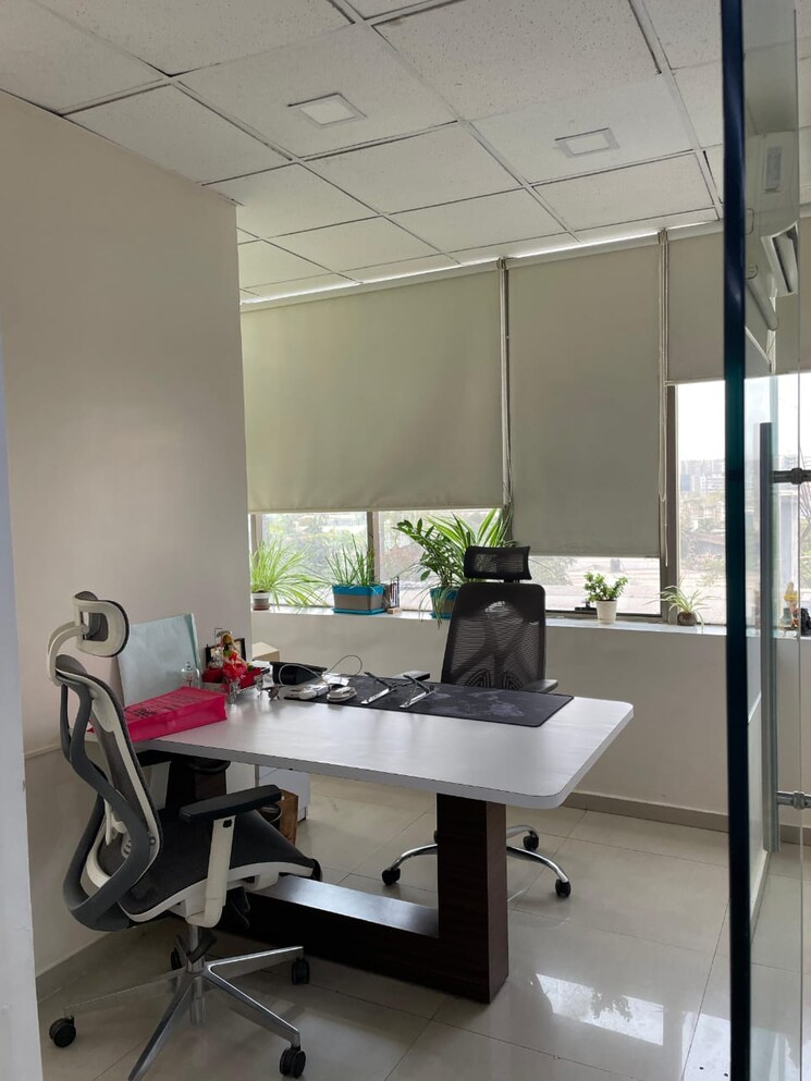 Team Area, the-crescent-business-park Commercial Office Space 1565 Sq.Ft. In Sakinaka Mumbai 8747279