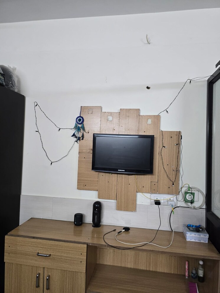 undefined, penta-homes 1 Bedroom 650 Sq.Ft. Apartment In Vip Road Zirakpur 8747308