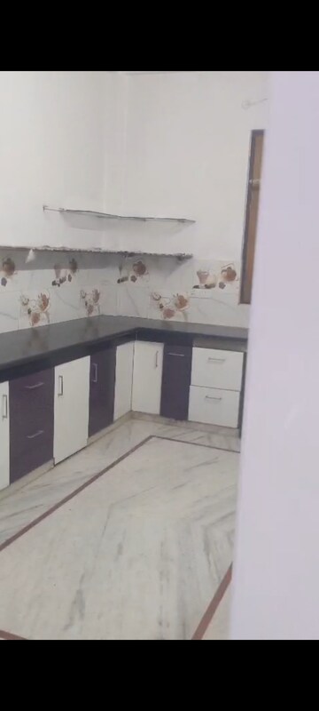 Kitchen in 2 BHK Builder Floor at Indira Nagar – for Rent