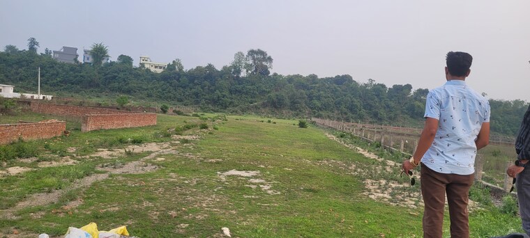 undefined, shimla bypass road  100 Sq.Yd. Plot In Shimla Bypass Road Dehradun 8747329