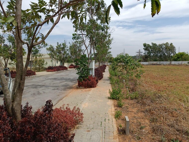 undefined, hebron-le-lexuz-stoneview-villas  1710 Sq.Yd. Plot In International Airport Road Bangalore 8747344