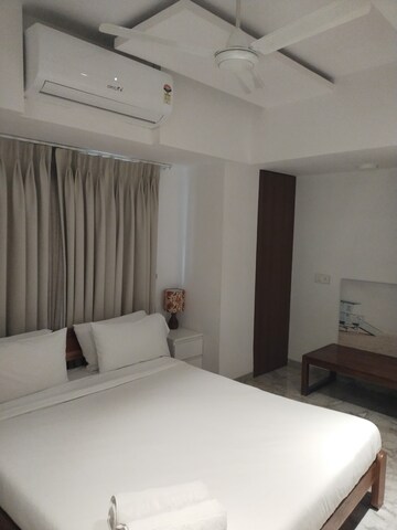 Bedroom in 3 BHK Apartment at Mohini Castle, Khar West – for Rent