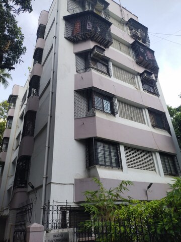 2 BHK Apartment – Exterior View View at Link Corner, Bandra West - for Rent
