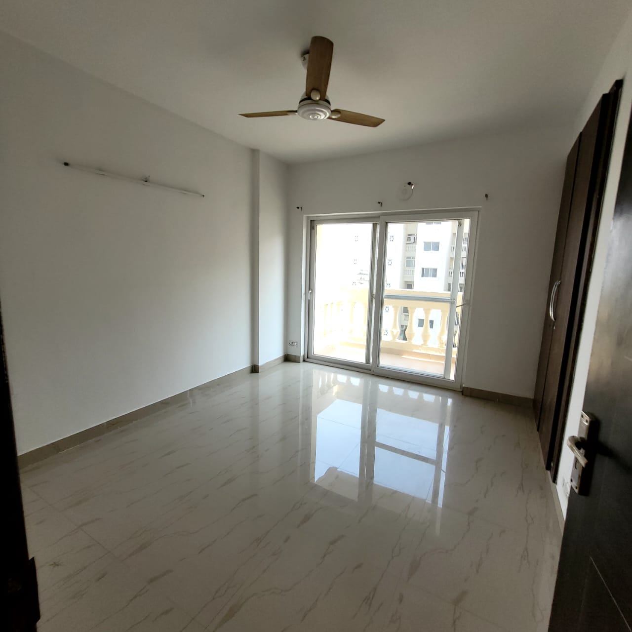 2.5 BHK + Study Room Apartment For Sale in Galaxy North Avenue