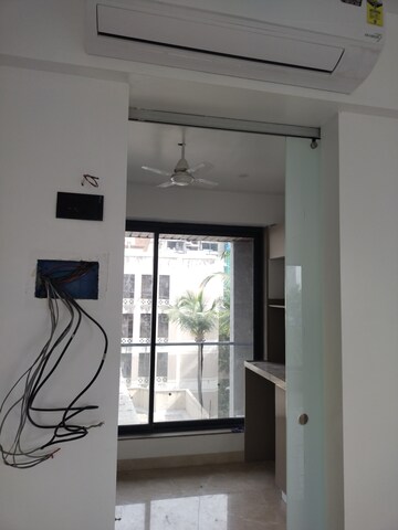 Room in 2 BHK Apartment at Shivraj Heights, Khar West – for Rent