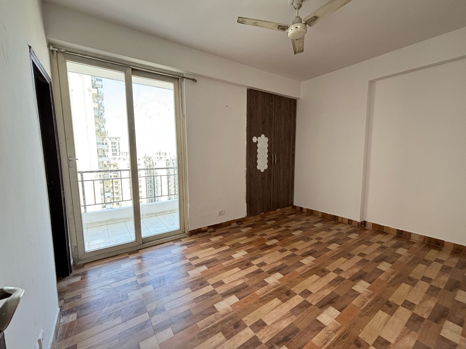 3 BHK 1235 Sq.Ft. Apartment in Homes 121