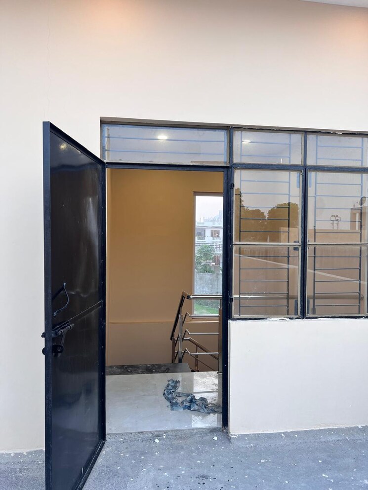 Room, nijampur malhaur 3 Bedroom 1800 Sq.Ft. Independent House In Nijampur Malhaur Lucknow 8747380