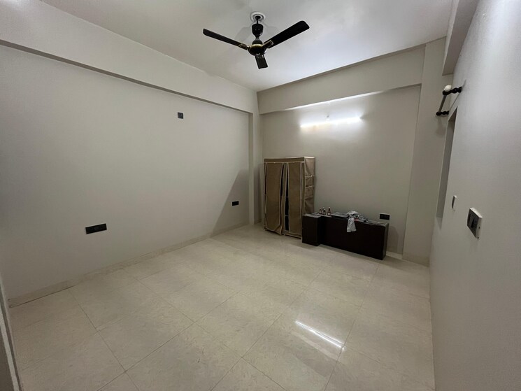 Room, gomti nagar 2 Bedroom 1250 Sq.Ft. Villa In Gomti Nagar Lucknow 8747389
