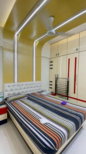 Bedroom in 2 BHK Apartment at Andheri West – for Rent