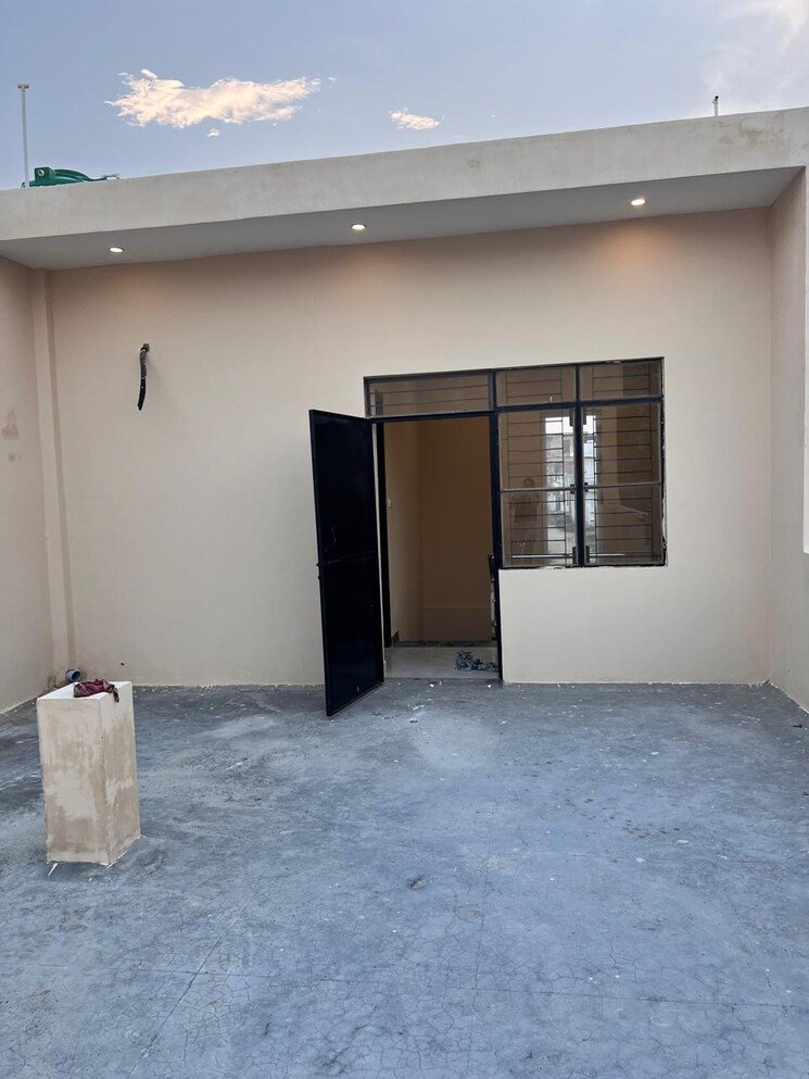 Room, malhour 3 Bedroom 1800 Sq.Ft. Independent House In Malhour Lucknow 8747395
