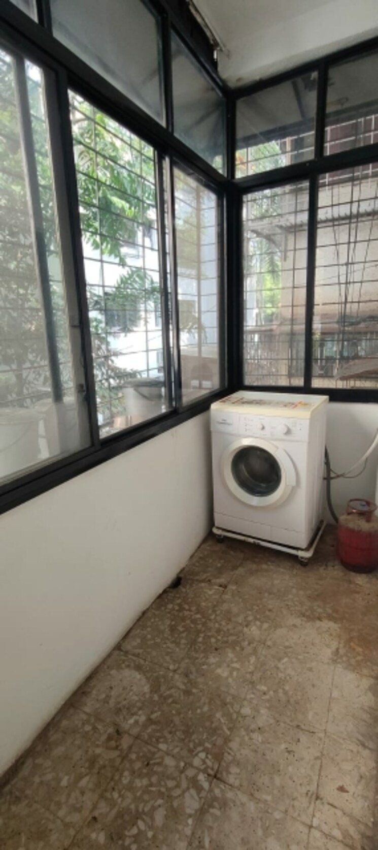 Balcony, model colony 2 Bedroom 900 Sq.Ft. Apartment In Model Colony Pune 8747402